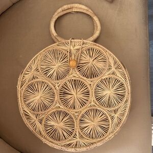 Elegant Tan Woven Handbag